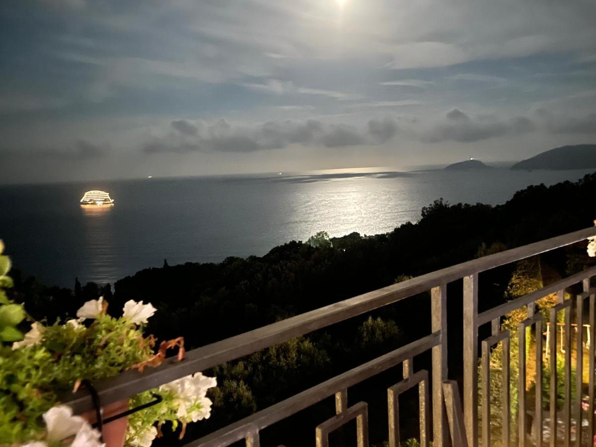 Un Sogno Nel Golfo Dei Poeti New Apartman Lerici Kültér fotó